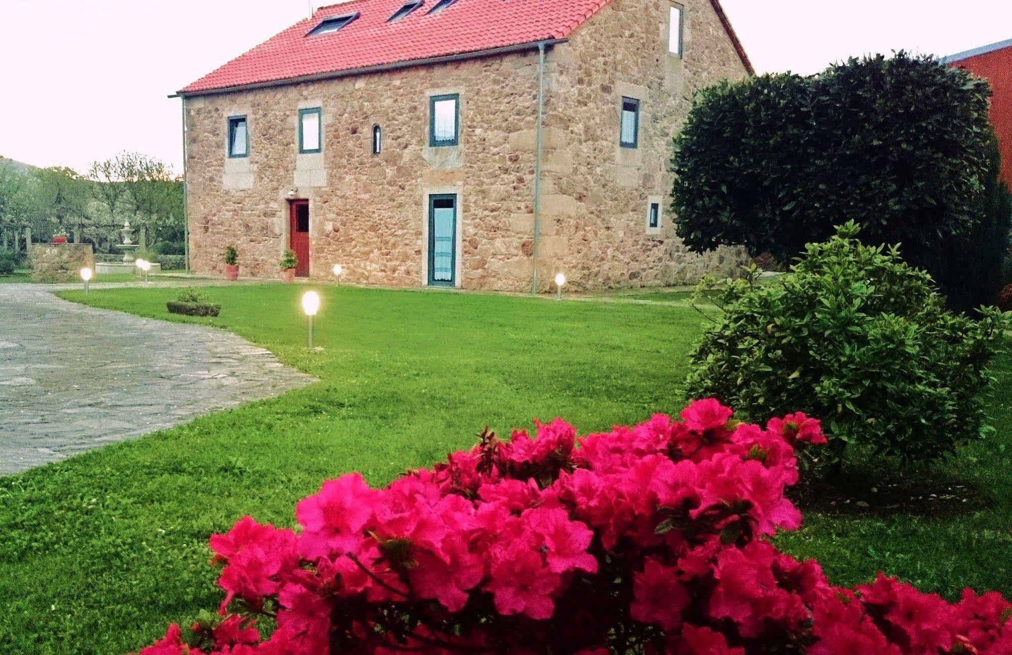 Torres De Moreda Guest House A Estrada Exterior photo